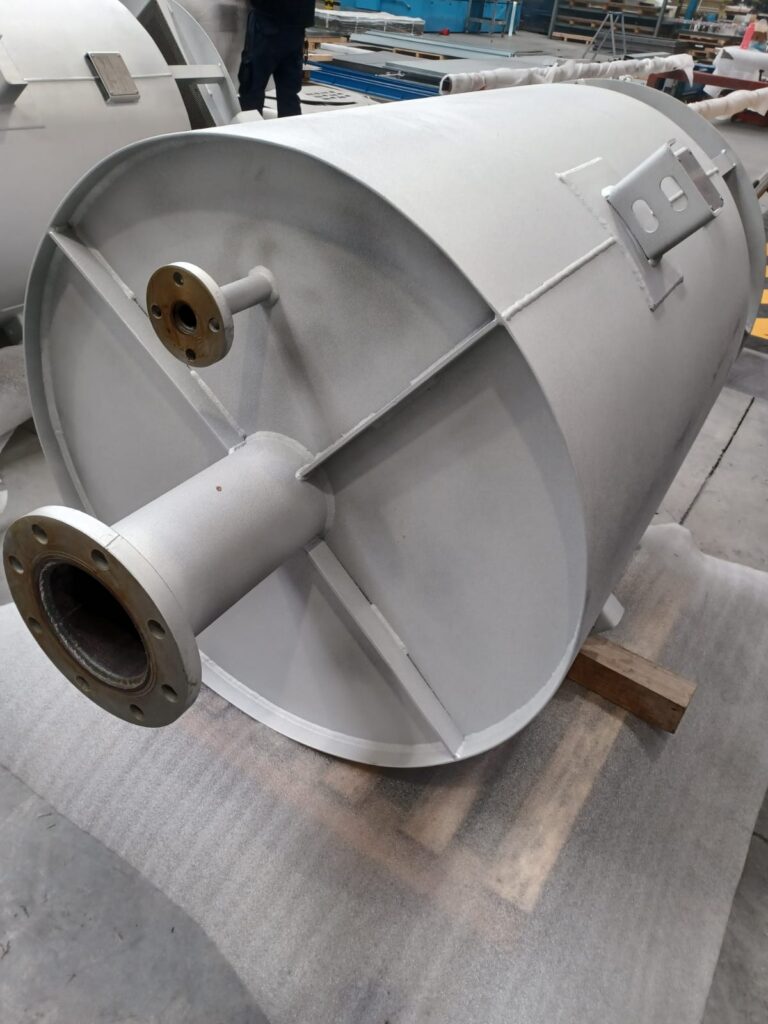 Silencieux industriel pour décharge atmosphérique de vapeur avec bride DN150 PN16